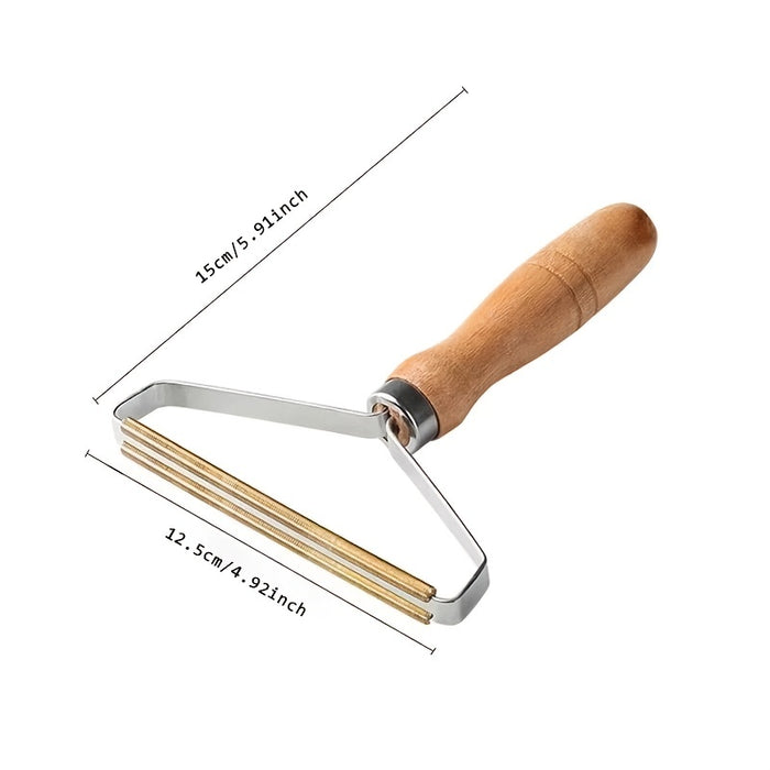 Say Goodbye to Pet Hair: Effective Grooming Brush for Cats and Dogs