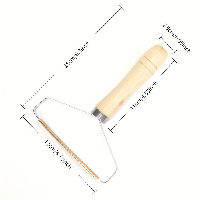 Say Goodbye to Pet Hair: Effective Grooming Brush for Cats and Dogs