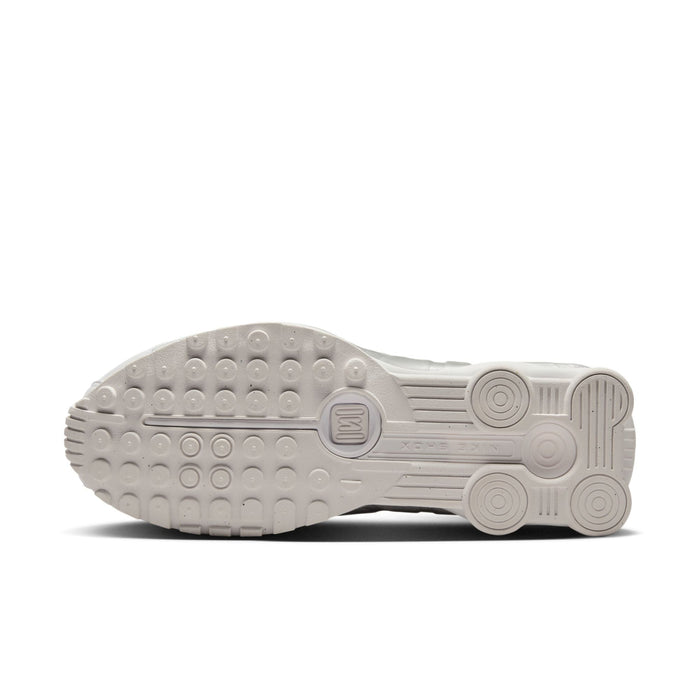 M Nike Shox R4 HQ1988-101