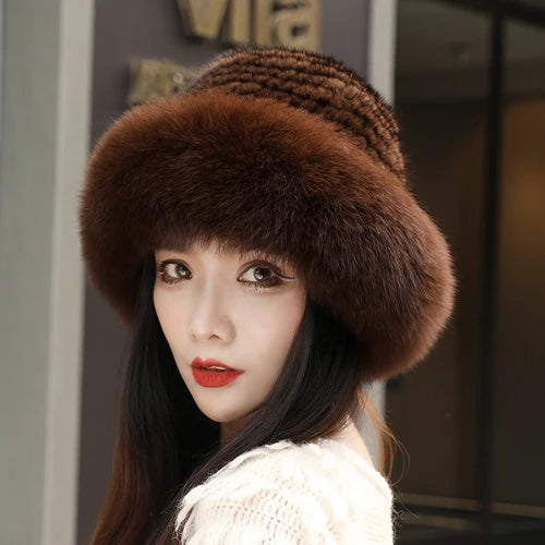 New Women Winter Luxury Knitted Real Mink Fur Bomber Hat Natural Warm Fox Fur Cap Girls Quality Soft 100% Genuine Mink Fur Hats