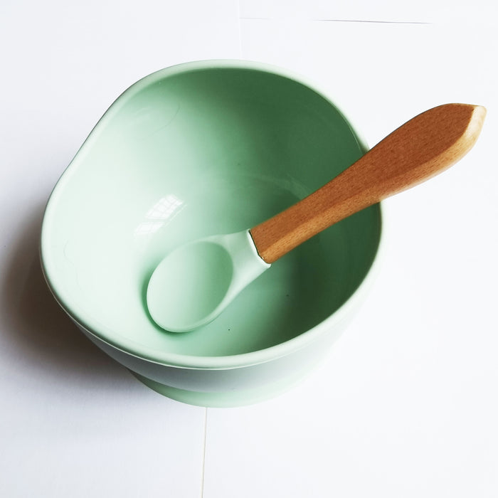 1set Baby Feeding Bowl And Spoon Set, Silicone Baby Bowl Suction Cup With Wooden Spoon Silicone Suction Base Non Slip Baby First Feeding Kit Gift For Toddler Children Girls Boys, Halloween, Thanksgiving, Christmas Gift