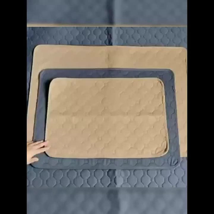 Washable Reusable Pet Pee Pad - Four-Layer Waterproof Dog Training Pad with Absorbent Core - Ideal for Housebreaking, And Travel - Cat Diaper And Dog Mattress Alternative Christmas Gift
