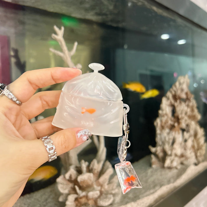 Goldfish-Shaped AirPods 4 Earphone Protective Case, Special Silicone Protective Cover for Apple AirPods Pro/Pro2, Decorative Cute Transparent Pendant, 3D Stereo Design