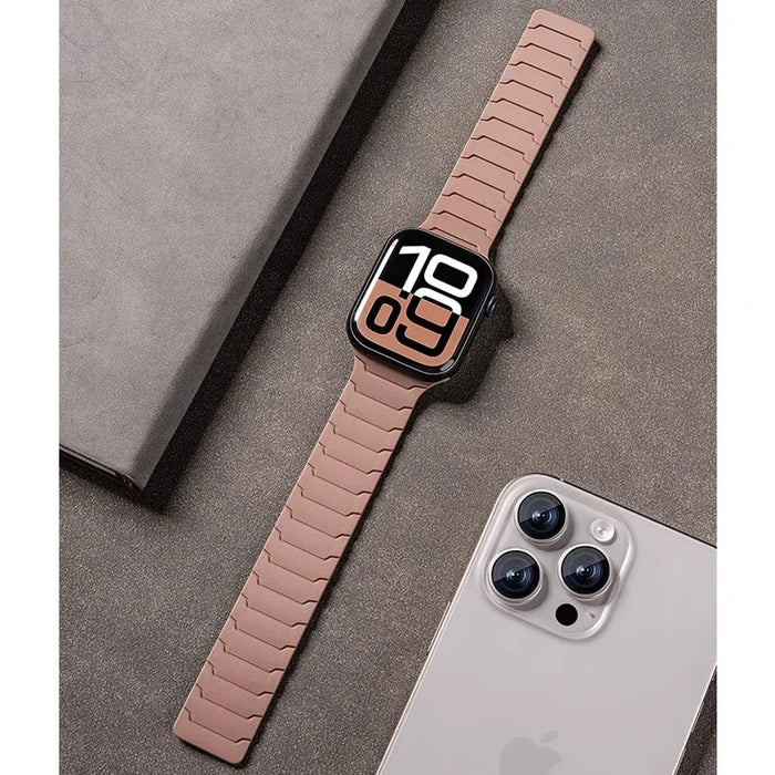 Strap For Apple Watch ultra 2 Band 49mm 45mm 44mm 40mm 42mm 46mm 41mm 38mm Magnetic Silicone Bracelet IWatch Series 10 SE 9 8 7