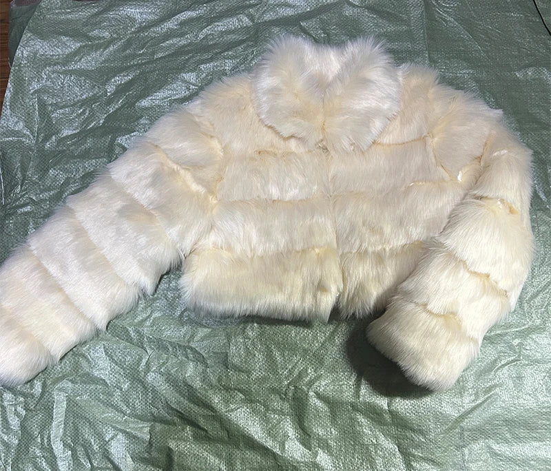Casual White Black Fluffy Fall Winter Faux Fur Coat Women Short Jacket Long Sleeve Cropped Puffer Fur Jacket For Women Outwear
