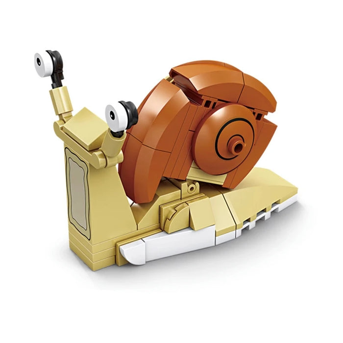 Snail building block model with a brown shell