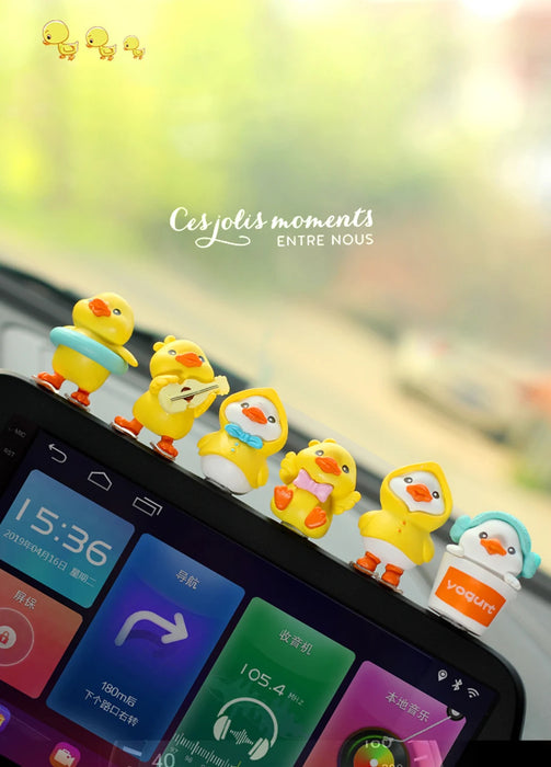 Little Yellow Swinging Duck for Car Interior Decoration
