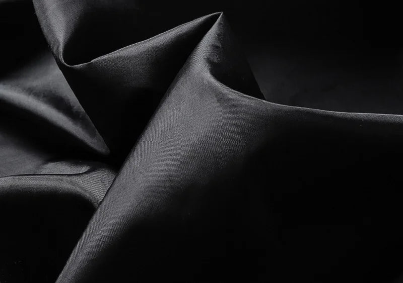 Close-up of the black lining