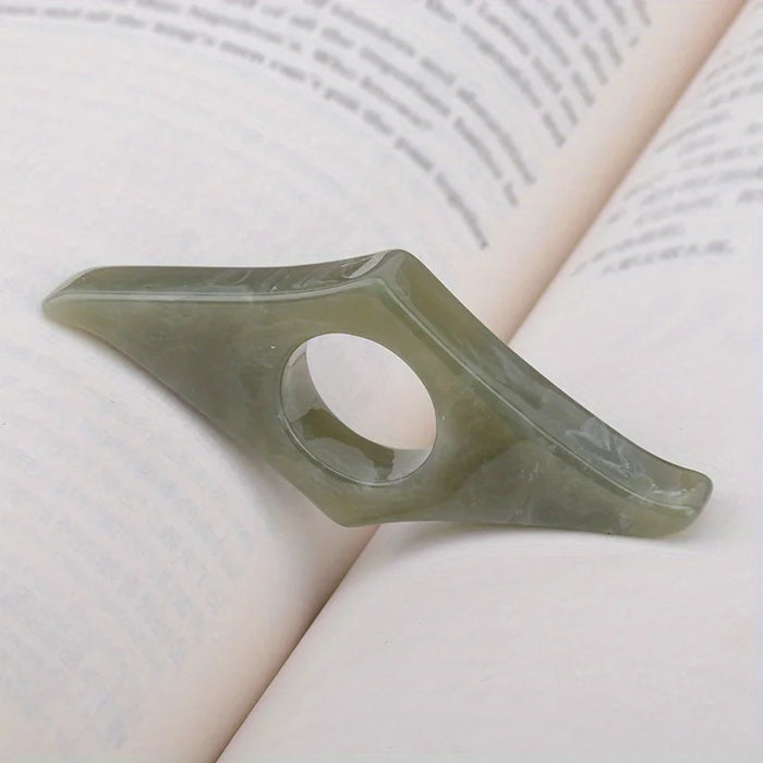 1PC Creative Resin Thumb Book Stand ，Reading Aid & Expander, Reduces Eye Fatigue - Durable Bookmark ，For Students And Readers