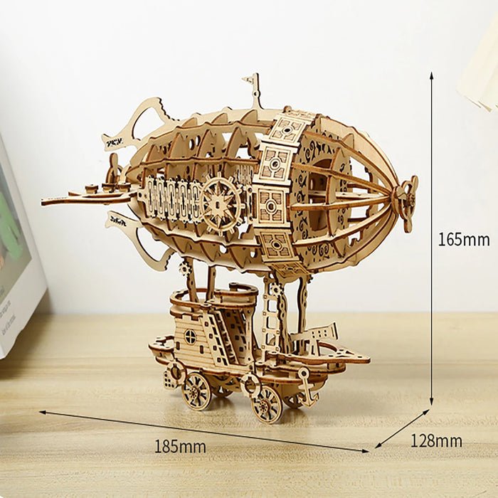 Assembled wooden airship measuring 18.5 x 12.8 x 16.5 cm
