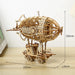 Assembled wooden airship measuring 18.5 x 12.8 x 16.5 cm