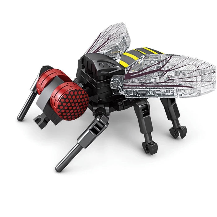 Fly building block model with red eyes and clear wings